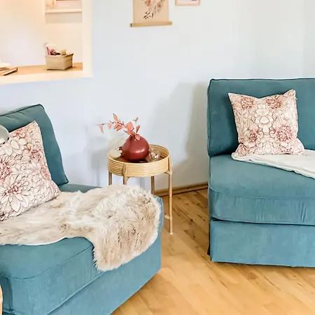 1 Bedroom Beautiful In Apartment Morschen